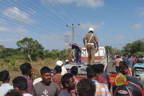 தமிழர் பகுதியில் பேருந்து மோதியதில் பரிதாப 7 வயது சிறுவன் பலி